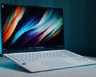 Das Asus Vivobook S15 ist ein schickes OLED-Notebook auf Snapdragon-Basis (Bildquelle: Alex Wätzel)