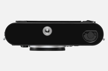 Die Leica M10 nutzt eine klassische Bodenplatte.