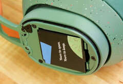 Der Akku der Fairbuds XL kann mit wenigen Handgriffen getauscht werden. (Bildquelle: iFixit)