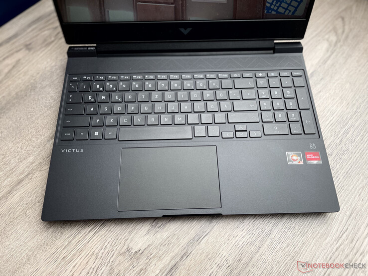 HP Victus 15: Alltagstaugliche Tastatur mit Beleuchtung (Farbe: Weiß)