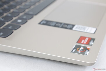 Eine schwarze Farboption ist ebenfalls erhältlich anstelle unserer tristen hellbraunen Farbe