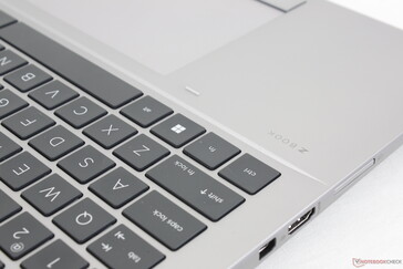 Die Handballenauflage wird eher unangenehm warm