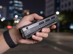 Die Nitecore EDC15 ist eine kompakte neue Taschenlampe