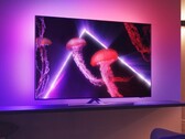 Bei Expert gibts den 65 Zoll großen OLED 887 derzeit zum Sparpreis von 1.499 Euro (Bild: Philips)