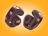 Die Bose Ultra Open Earbuds der zweiten Generation in der Farbvariante Cherry Chocolate