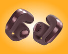 Die Bose Ultra Open Earbuds der zweiten Generation in der Farbvariante Cherry Chocolate