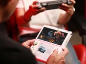 Der Sugar1 ist ein flexibler Gaming-Handheld (Bildquelle: OneXSugar)