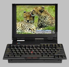 ThinkPad Butterfly: Lenovo könnte ausklappbare ThinkPad-Tastatur zurückbringen (Bildquelle: pc.ibm.com)