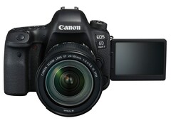 Vom Aussehen her könnte sich die spiegellose Variante der Vollformat an der EOS 6D Mark 2 orientieren.