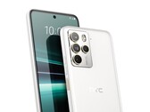 Das HTC U23 Pro präsentiert sich als hochwertiges Mittelklasse-Smartphone. (Bild: HTC)