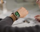 Die HUAWEI WATCH D3 ermöglicht medizinisch zertifizierte Blutdruckmessung am Handgelenk.
