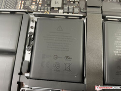 MBP 14 mit 69,6-Wh-Akku