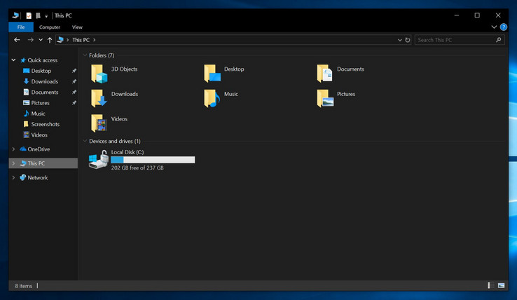 Der Windows Explorer im neuen Dark Mode.