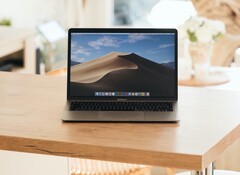 Bis zur Einführung des nächsten MacBook Air dauert es Gerüchten zufolge nur noch wenige Tage. (Bild: Howard Bouchevereau, Unsplash)