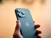 Die Lieferzeiten des Apple iPhone 14 Pro könnten durch Produktionsausfälle noch länger werden. (Bild: Quinn Battick)