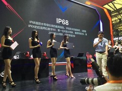 Raytheon UNCIA: Weltweit erster Laptop mit IP68