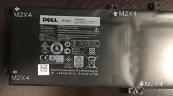 Ein aufgeblähter Dell 84-Wh-Akku im XPS 15 9550. (Quelle: User Ford_Power im Support-Forum von Dell)