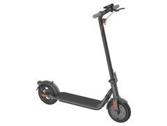 V25: E-Scooter ist aktuell bei Aldi vergünstigt erhältlich (Bildquelle: Navee, Aldi)