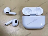 Die Apple AirPods 3 leihen sich offenbar viele Designelemente von den AirPods Pro. (Bild: 52Audio)