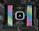 Im Bild: Corsair Vengeance RGB Pro SL DDR4-Speicher im Motherboard. (Bildquelle: Corsair)