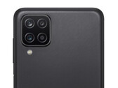 Das Galaxy A12 kommt mit einem modernen Kamera-Design