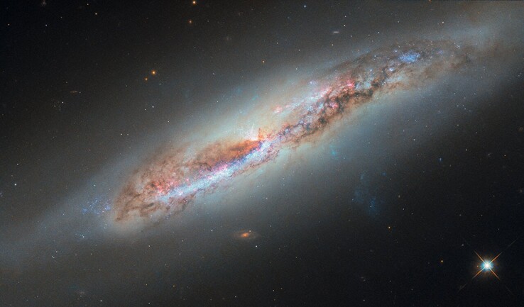 Hubble-Aufnahme von NBC 4388 (Bildquelle: ESA/Hubble, NASA, S. Veilleux, J. Wang, and J. Greene)