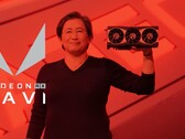 Dr. Lisa Su hat bereits eine erste Radeon RX 6000 Grafikkarte präsentiert, allerdings ohne näher auf die Technik einzugehen. (Bild: AMD / Notebookcheck)