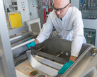 Textile Solarzellen: Fraunhofer zaubert Strom aus Stoff.