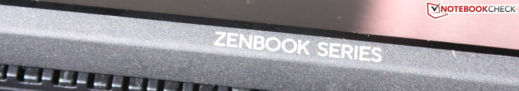Asus ZenBook 14X OLED UM5401QA - AMD only mit besten Farben
