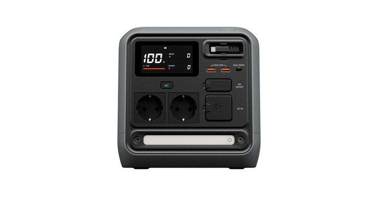 Verbaut sind auch USB Typ A und ein Display