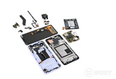Pixel 3a und sein größerer Bruder wurden von Google offenbar recht gut reparierbar gestaltet.