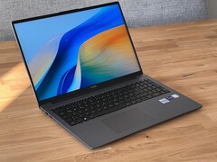 Huawei MateBook D 16 2024 im Test - Multimedia-Laptop jetzt mit Intel Core i9-13900H