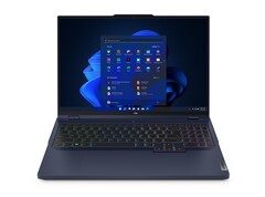 Das Lenovo Legion Pro 5 setzt auf ein 240 Hz schnelles 500 Nits helles 16 Zoll Display im 16:10-Format. (Bild: Lenovo)