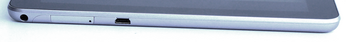 Links: 3,5mm-Port, SIM-Schublade, USB-Anschluss