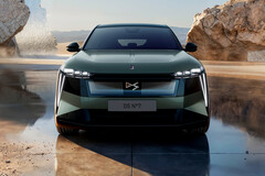 Französischer Luxus für die Premium-Klasse: Der neue DS N°7 verspricht bis zu 740 Kilometer elektrische Reichweite gepaart mit Pariser Flair.