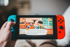 Die Nintendo Switch 2 setzt offenbar wieder auf ein LCD, statt auf das OLED-Panel der jüngsten Switch-Revision. (Bild: Erik Mclean)