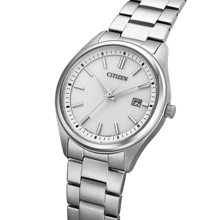 Die Citizen BM1350-54A Eco-Drive-Dresswatch von vorn, mit silbernem Zifferblatt, Datumsfenster auf 3 Uhr, Edelstahlgehäuse und passendem Stahlarmband.