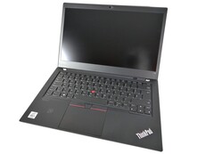 Das ThinkPad T14 Gen 1 bietet LTE-Konnektivität und eine ordentliche Menge RAM (Bildquelle: Benjamin Herzig)