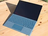 Microsoft Surface Pro 6 im Refurbished-Deal: Lüfterlos mit Intel Core i5 für unter 280 Euro inklusive Type Cover (Bild: Sebastian Jentsch)