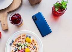 Das Motorola G Play (2023) erhält ein Upgrade auf ein 90 Hz Display, die Ausstattung behält aber einige der Schwächen bei. (Bild: Motorola)