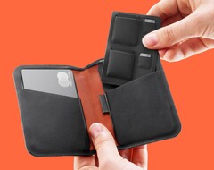 Oda verschenkt eine SD-Karten-Hülle im Format einer Kreditkarte. (Bildquelle: Oda)