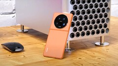 Das Xiaomi 13 Ultra soll auch abseits der ultimativen Leica-Kamera ein echtes Ultra-Flaggschiff sein, betont Xiaomi in den Teaser-Plakaten zum Wochenende. (Bild: Techdroider)