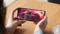 Neue Werbespots zeigen ein Sony-Smartphone, das sich vom Xperia 1 III unterscheidet. (Bild: Sony)