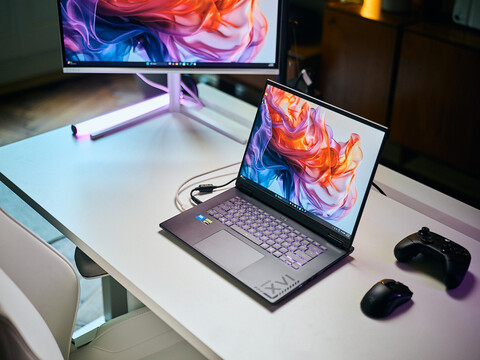 Viel Plastik trifft auf Nvidias beste mobile GPU – Gigabyte A16 Pro im Test