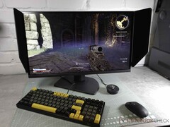 Das Bild zeigt ein Foto des Gaming-Monitors KTC25M1 mit einem 400-Hz-TN-Panel.