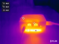 Blackview MP80 beim Stresstest (Rückseite)