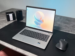 HP EliteBook 645 G9 Laptop im Test: Kompaktes und robustes Office-Notebook mit (ungenutztem) Potential