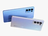 Das Oppo Reno5 Pro+ dürfte ein spannendes Smartphone werden (im Bild unterhalb des regulären Reno5 Pro).