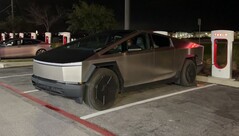 Teslas Cybertruck erreicht seine offizielle Reichweite von über 500km im Alltag offenbar nicht (Bild: Out of Spec Reviews)