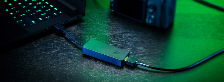Per USB-A an den PC, Kameras docken via HDMI an die Ripsaw X an (Bildquelle: Razer)
